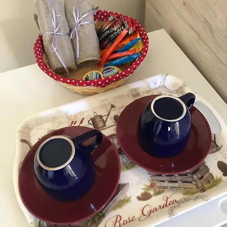 Lucky 4 דירה פאראלימני