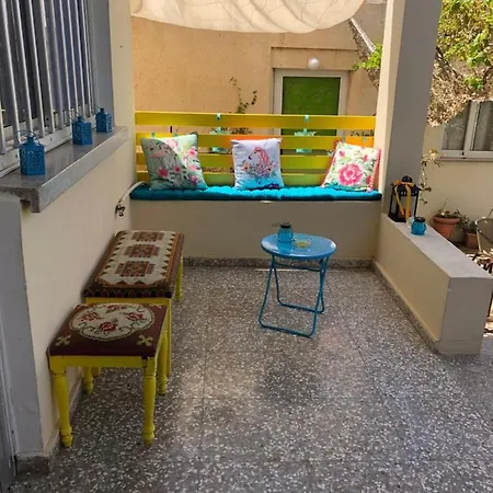 Lucky 4 * Paralimni