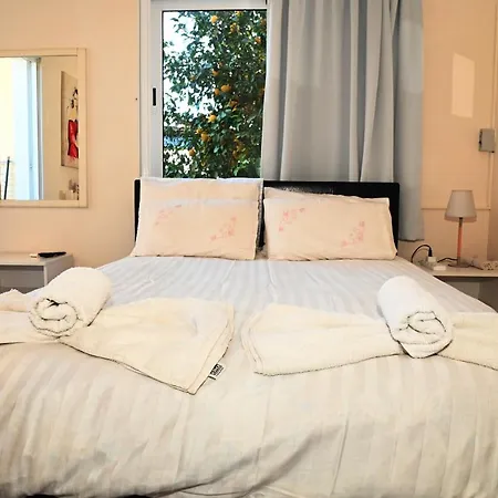 Lucky 4 Apartman Paralímni