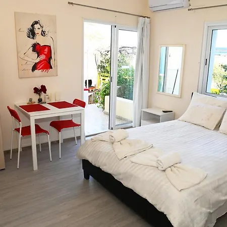 Lucky 4 Apartment Paralimni