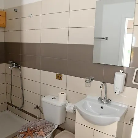 Lucky 4 Apartman Paralímni
