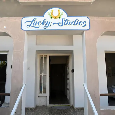 Lucky 4 Apartment Paralimni